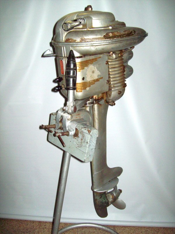Vintage Outboard Motors Virtual Museum